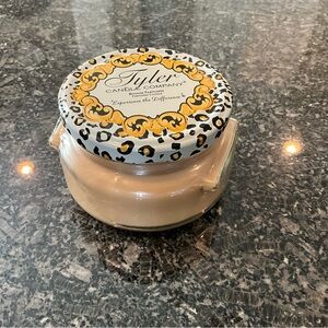 Tyler Cinnabuns Candle